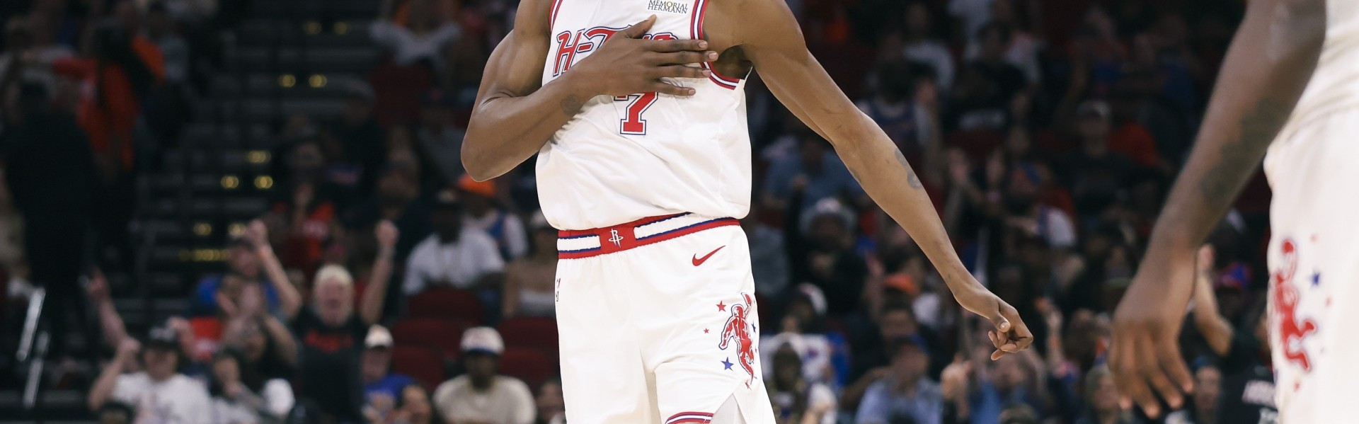 开云-杜兰特谈7连胜：不能自满 一旦季后赛开始我们将只专注于对手