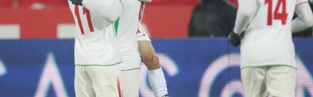 开云-12强赛综述：A组韩国提前出线 B组日本送沙特首败