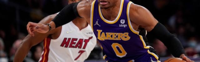 开云-蒙克爆发韦少回暖 热火罚球断电助湖人逃出生天