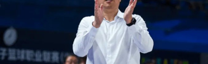 解说员：西蒙虽已来山西试训，但他守强攻弱&amp;amp;并不适合CBA