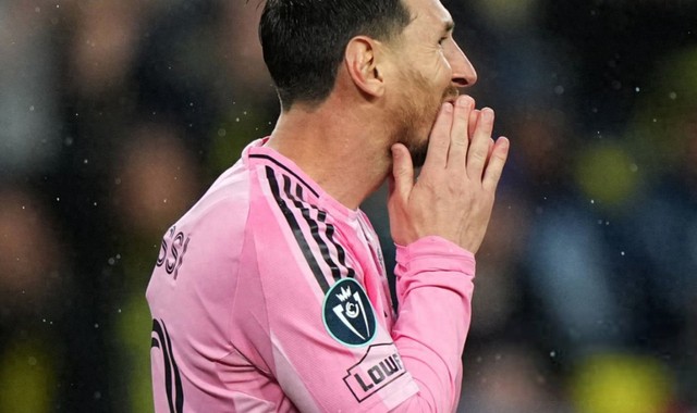 开云官网-0-0！迈阿密闷平：梅西哑火无缘900球 门将神扑 苏神坐板凳|莱昂内尔·梅西|路易斯·阿尔贝托·苏亚雷斯|迈阿密国际|里程碑|纳什维尔_新浪体育_新浪新闻