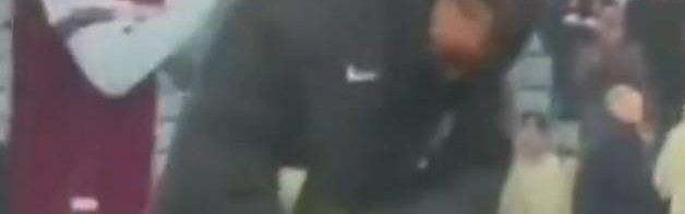 开云官网-首回合维拉球员在蓝桥庆祝，古斯托今天做出同款动作“报仇”